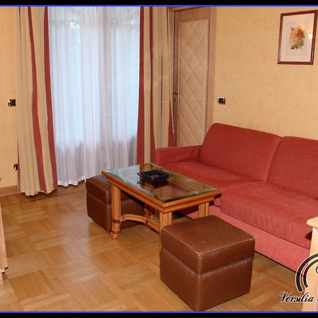 Park Hotel Villa Ariston ลิโด ดิ กามาโยเร ภายนอก รูปภาพ